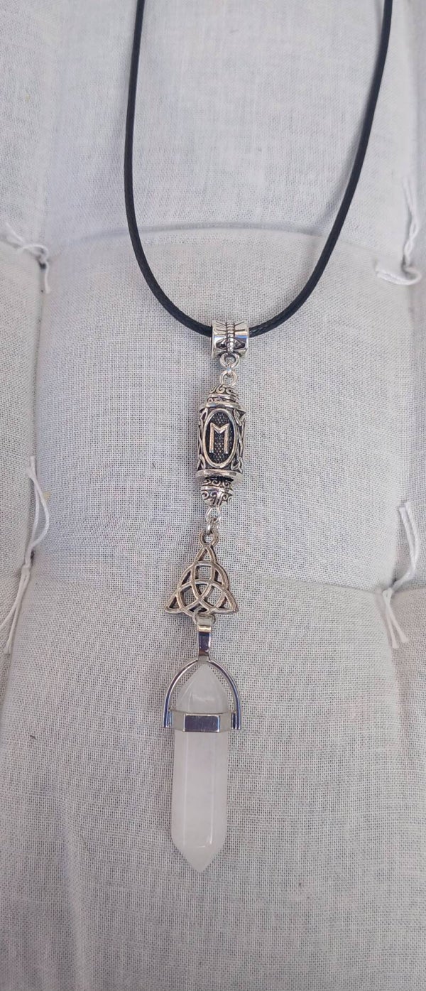Colier rune ehwaz et son cristal de roche