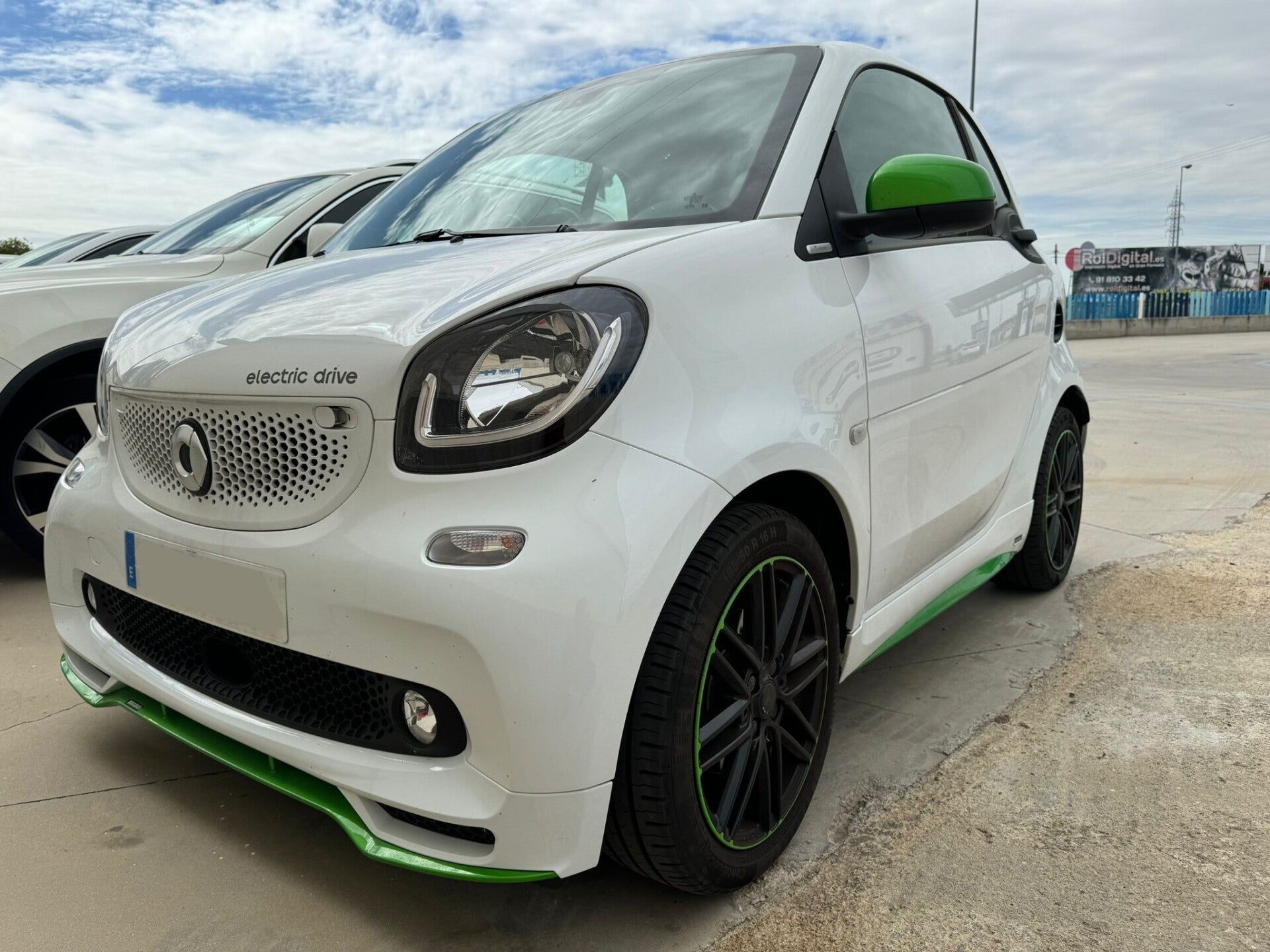Smart Fortwo   BRABUS ELECTRICO