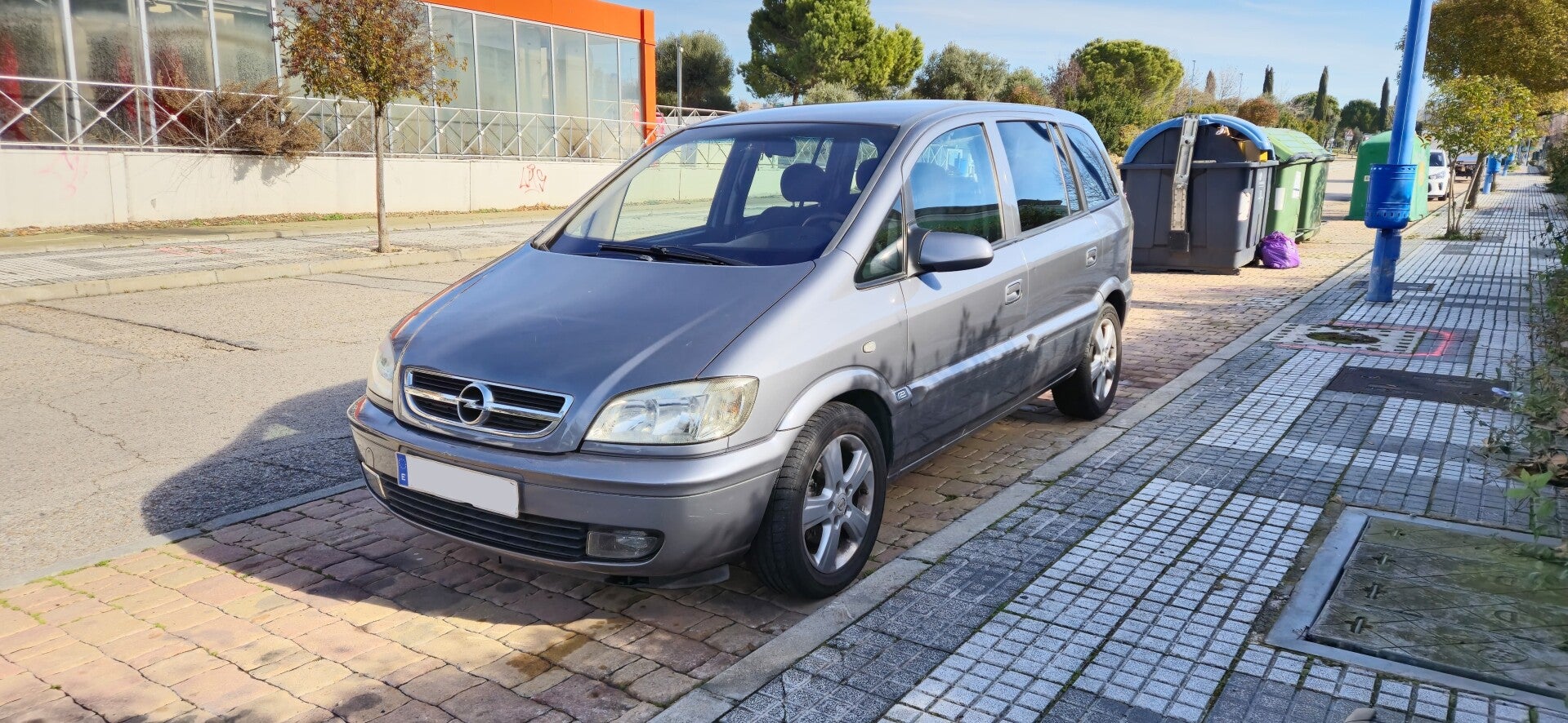 Opel Zafira 2.0 DTI Elegance