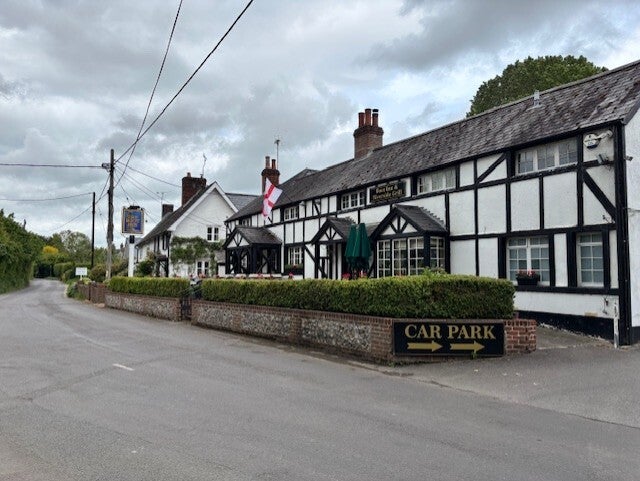 Entrance to The Boot Inn, Houghton