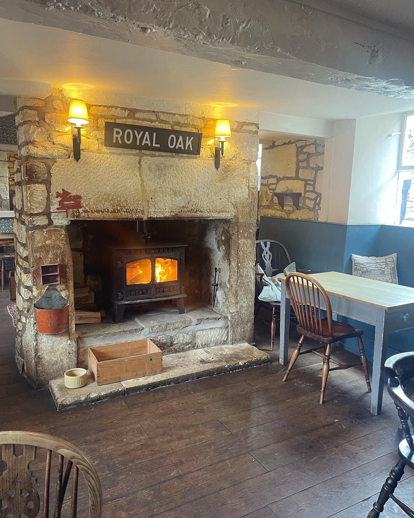 The Oak Painswick Cotswolds Gloucestershire Pub Walk