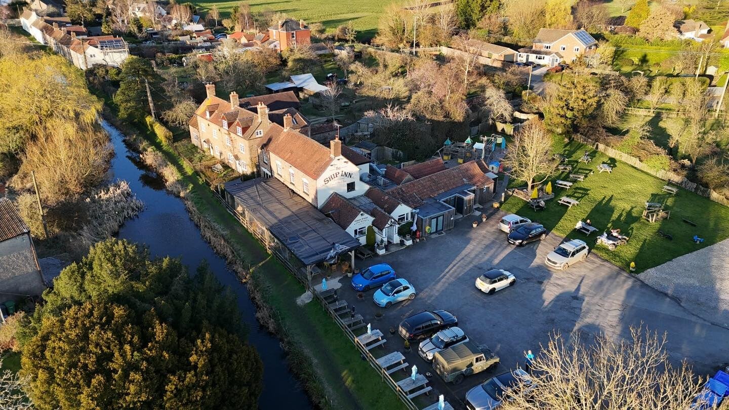 The Ship Inn-Upper Framilode pub-Gloucestershire Pub Walk