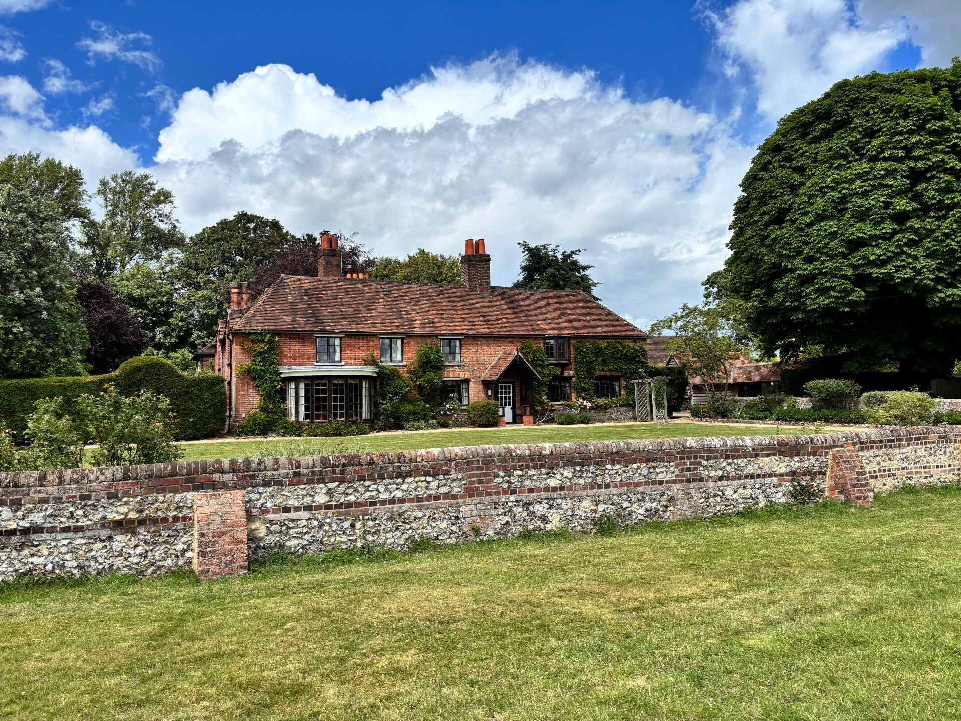 Peppard Cottage from Howard's End movie