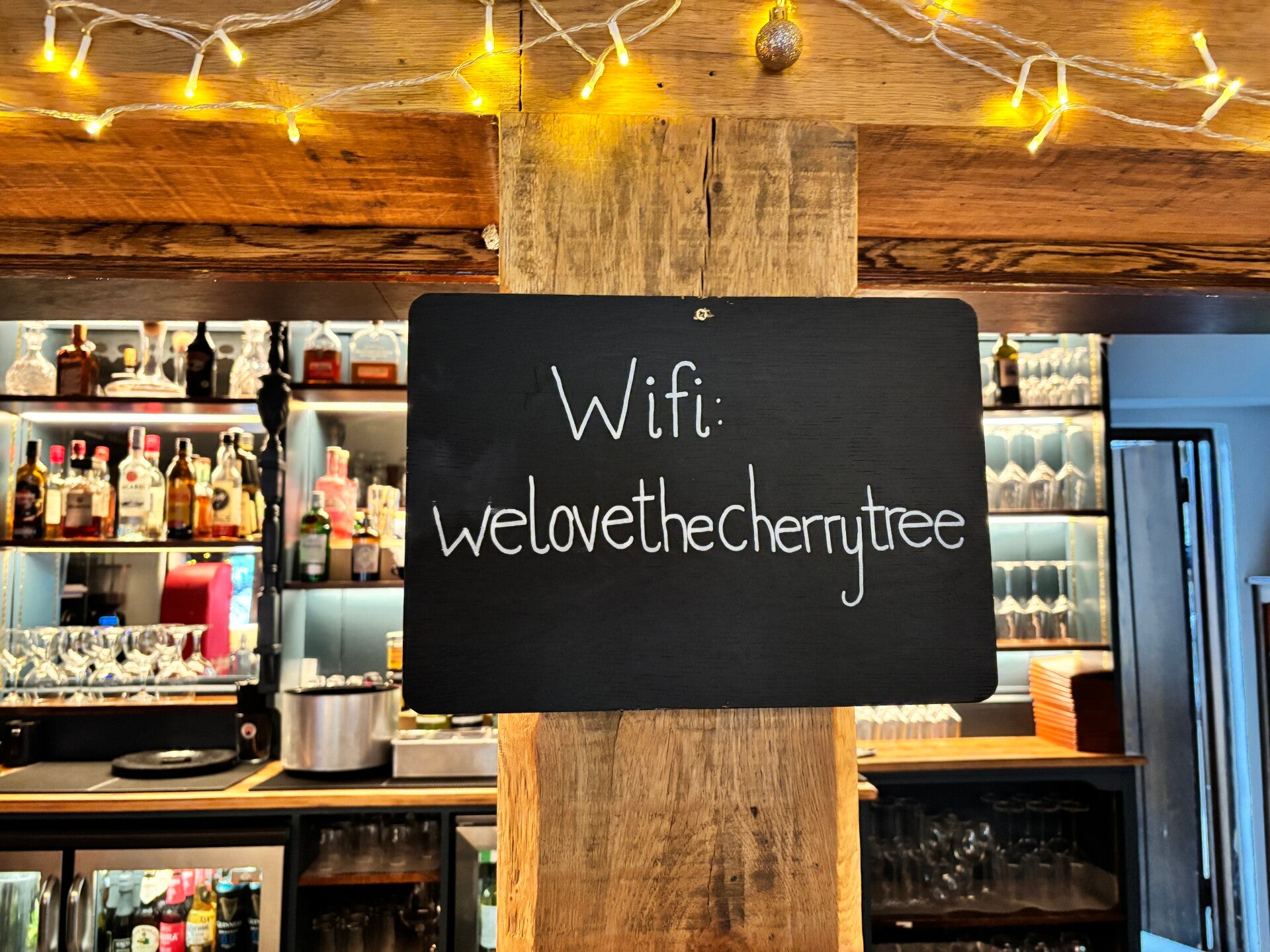 WeLoveTheCherryTree, Stoke Row Pub