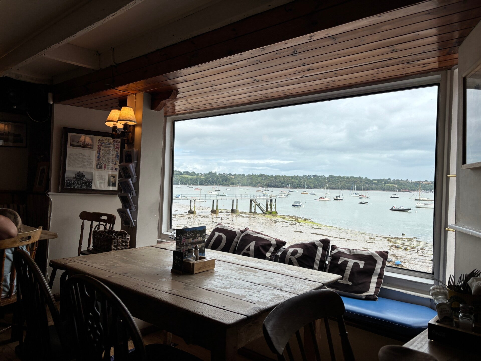 Picture Window onto the River Dart_Ferry Boat Inn_Dittisham