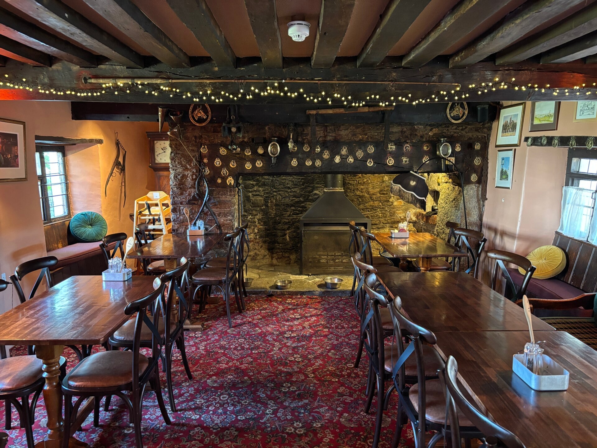 Huge fireplace at The New Inn-Blagdon