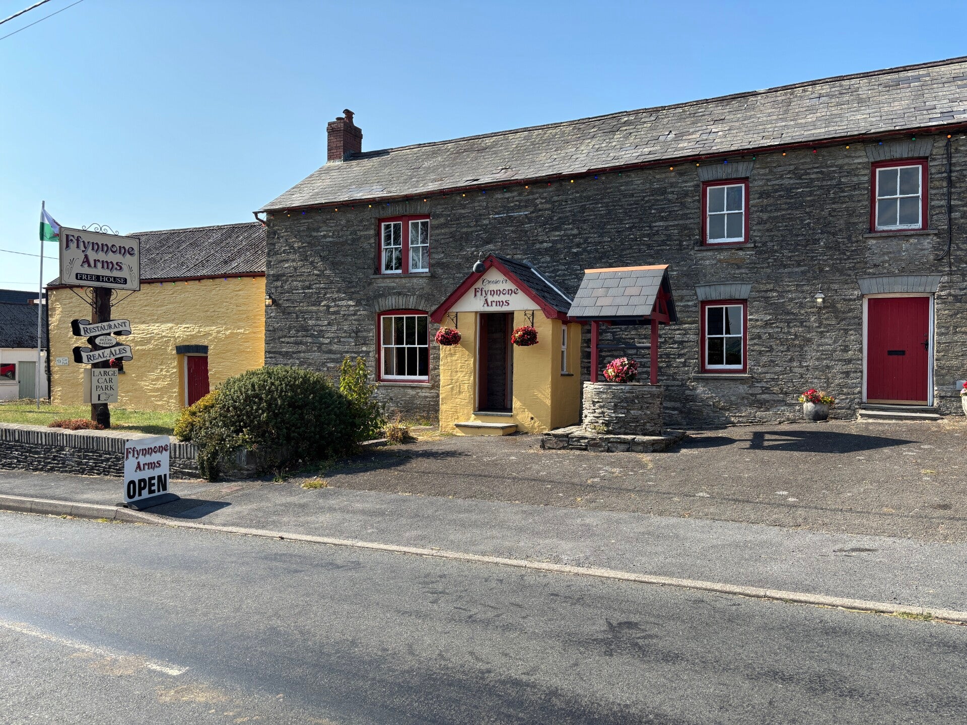 Ffynnone Arms-Newchapel