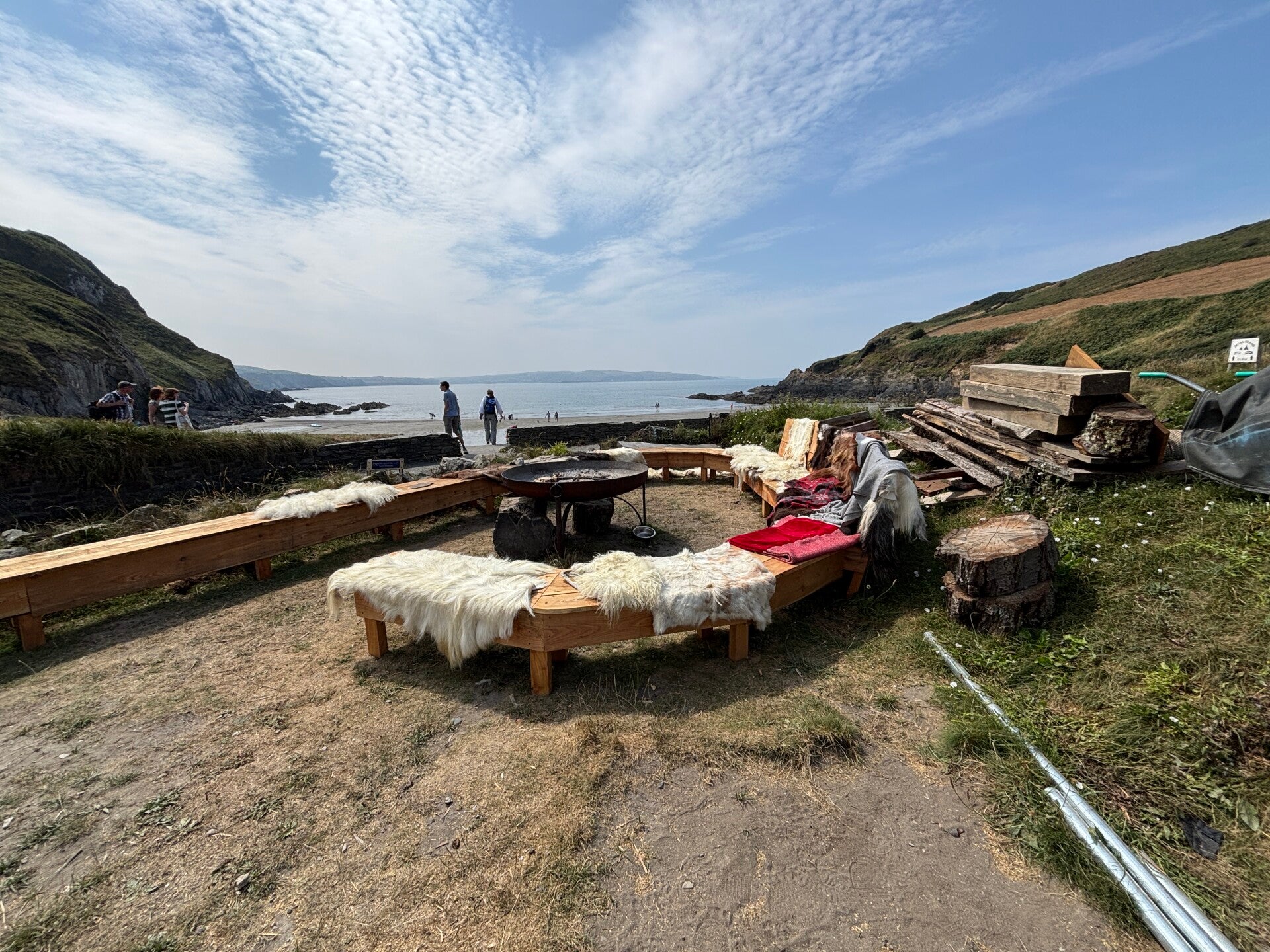 Fire pit with a sea view at Sailors Safety-Pwllgwaelod