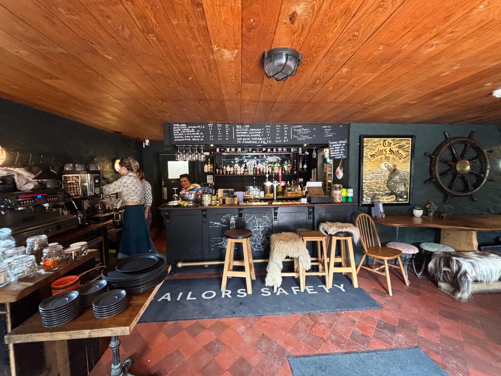 Bar at Sailors Safety-Pwllgwaelod