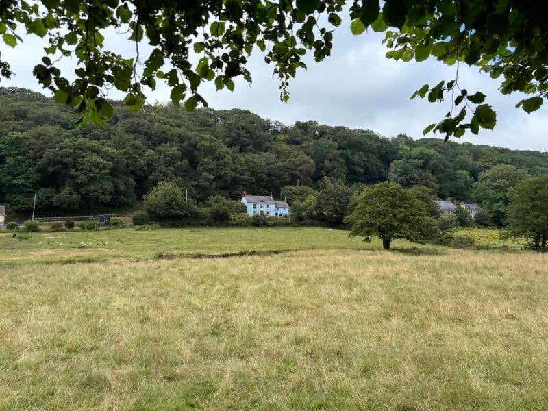 The Dyffryn Arms-Pontfaen-Bessies