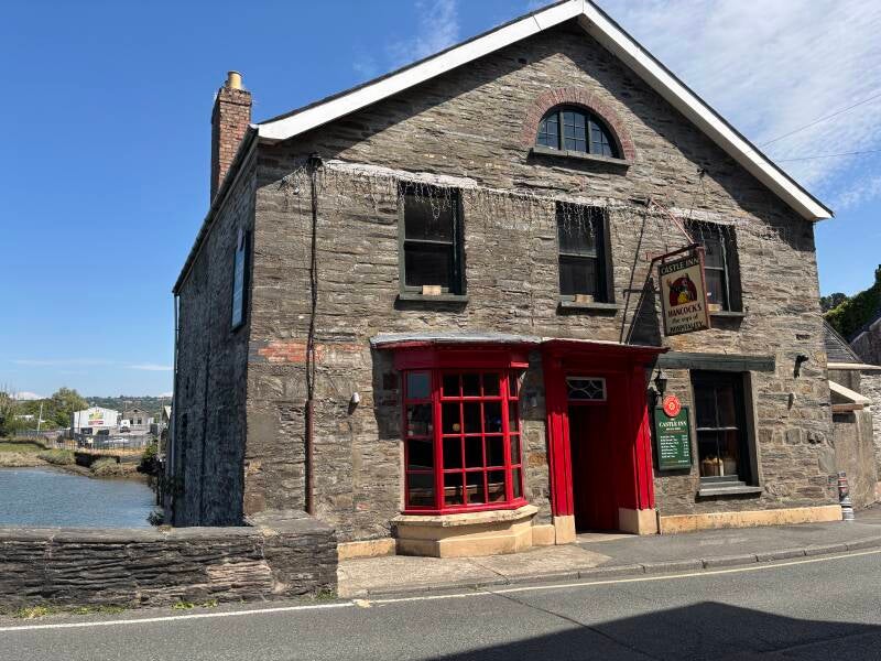 The Castle Inn-Cardigan