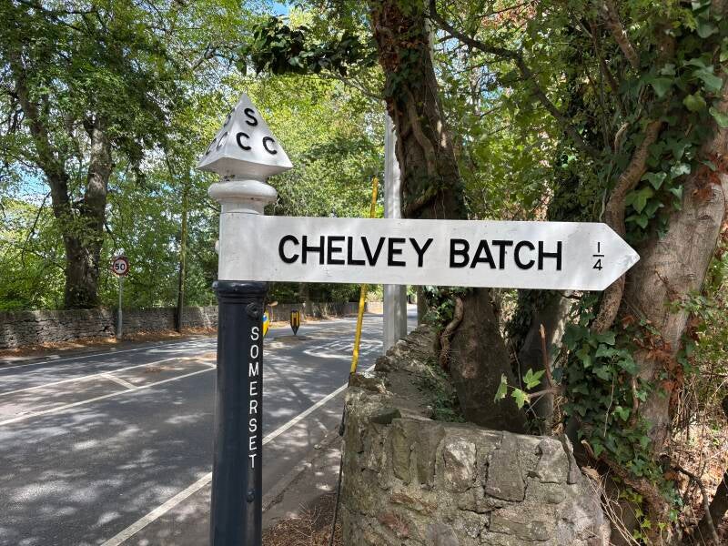 Sign to Chelvey Batch