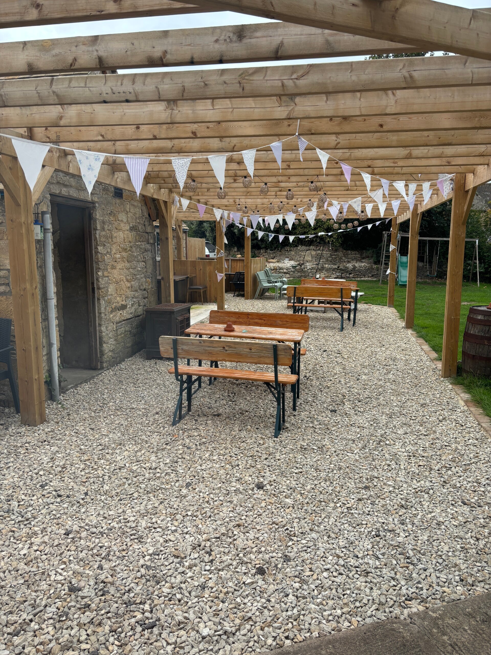 Suntrap garden at The Farmers Arms in Guiting Power