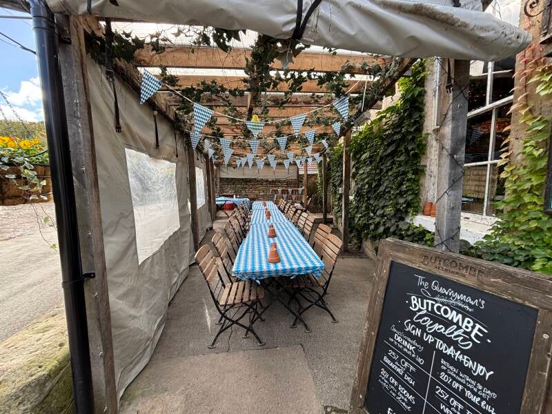 Outdoor seating at The Quarrymans Arms at Box Hill