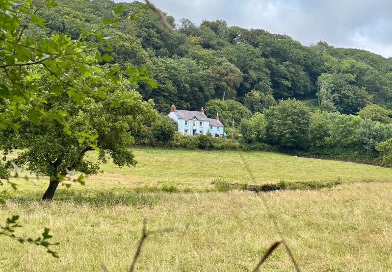 Dyffryn Arms-Pontfaen-Gwaun Valley-Bessies