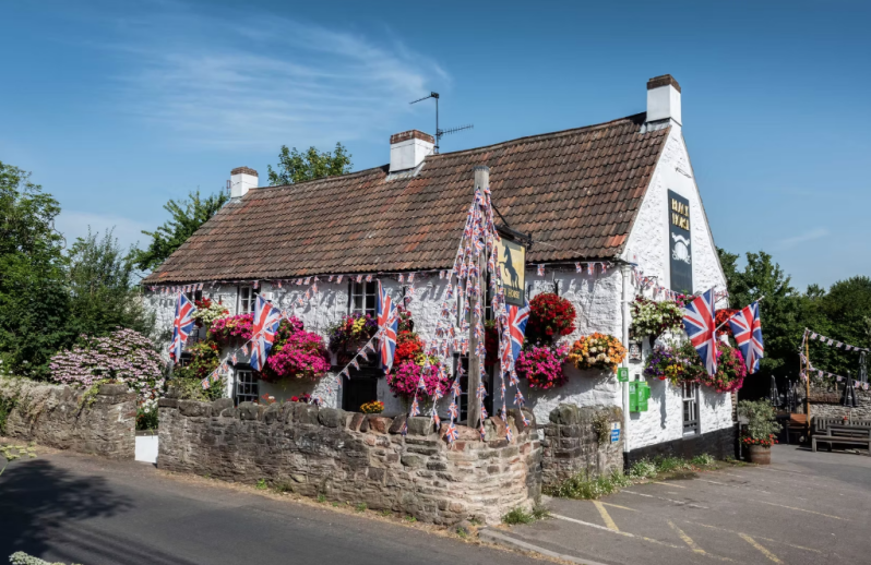 The Black Horse-Clapton-in-Gordano-Portishead Pub