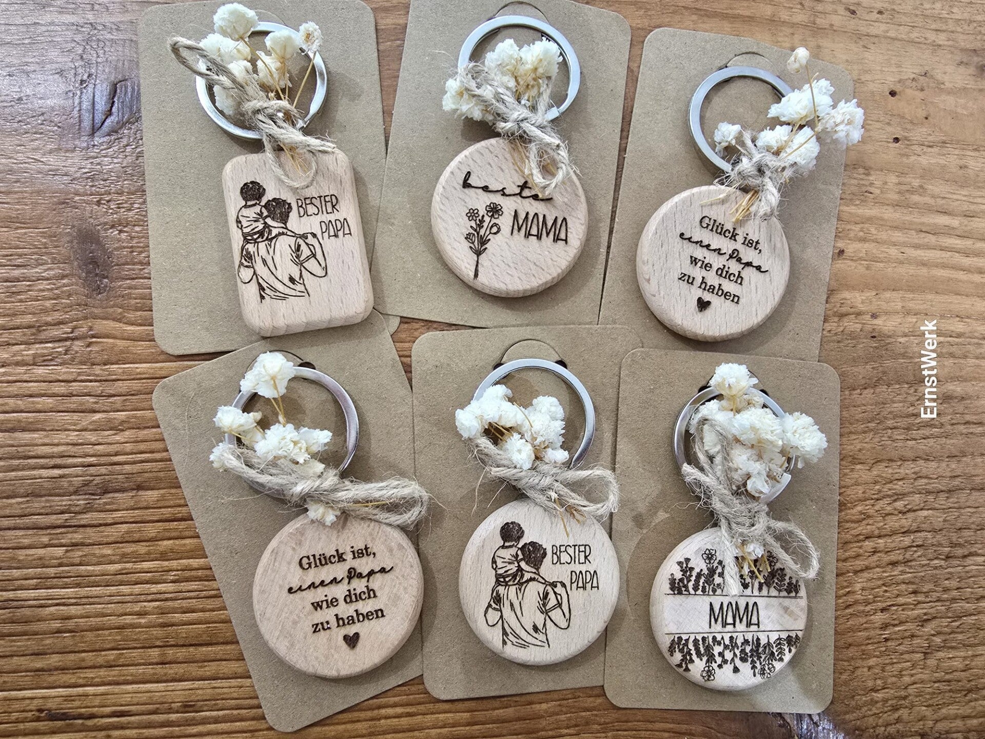 Schlüsselanhänger aus Holz - mit liebevoller Gravur