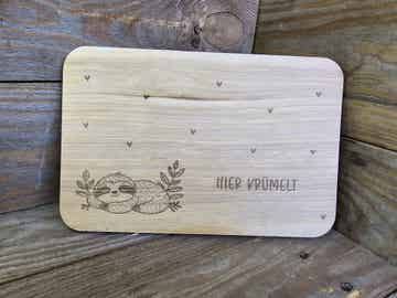Personalisiertes Frühstücksbrettchen Faultier