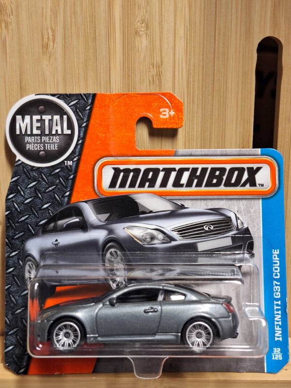 Matchbox 2016 Infiniti G37 Coupe