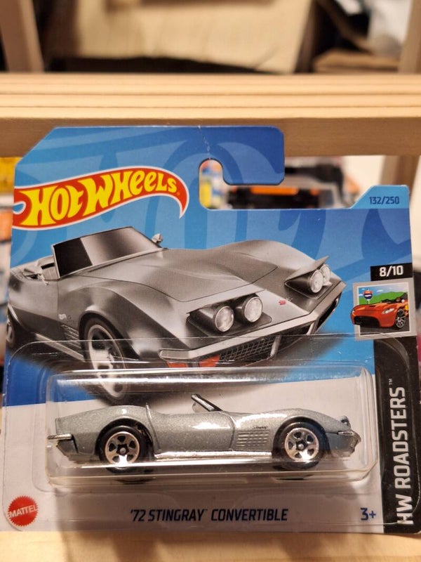 Hotwheels 2023 '72 Stingray Convertible