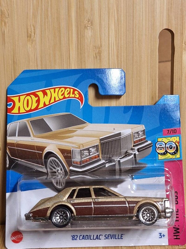 Hotwheels 2023 '82 Cadillac Seville