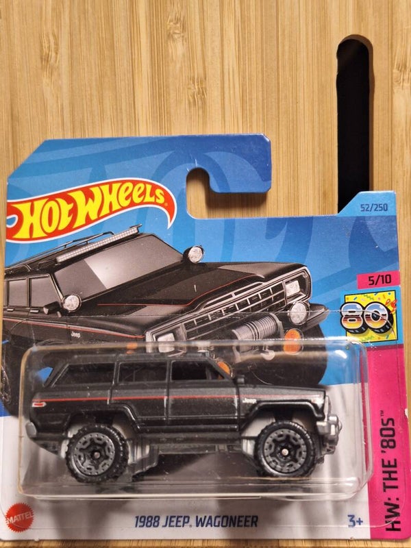Hotwheels 2023 1988 Jeep Wagon