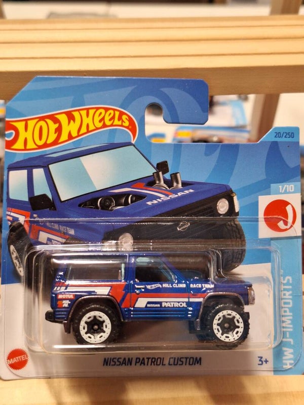 Hotwheels 2023 Nissan Patrol Custom