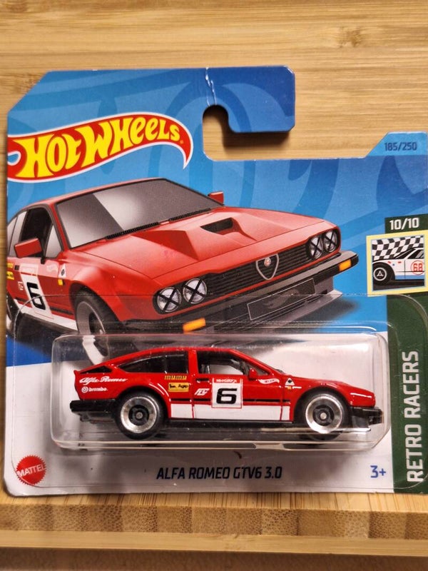 Hotwheels 2023 Alfa Romeo GTV6 3.0