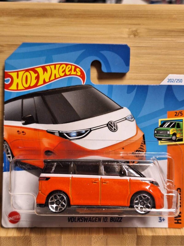 Hotwheels 2024 Volkswagen ID Buzz