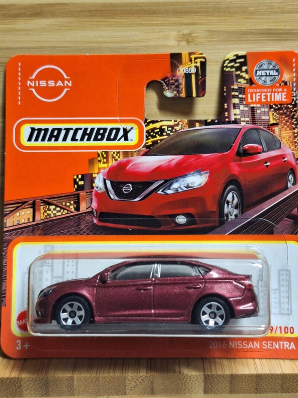 Matchbox 2023  2016 Nissan Sentra
