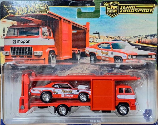 Hotwheels Team Transporter 82 '73 Plymouth Duster Second Story Lorry