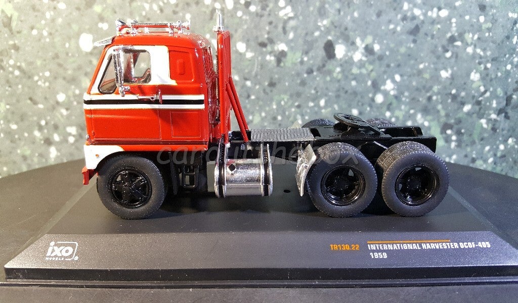 Ixo truck 1:43 - International Harvester DCOF-405 rood  V825