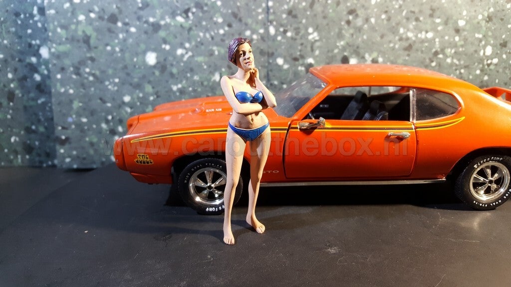 American Diorama 1/18 - Bikini girl serie II DECEMBER AD045