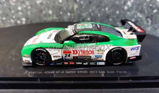 Ebbro 1:43 - Nissan GT-R GT500 #24 Dstation Advan Ebbro 050