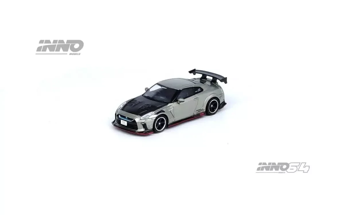 Inno64 1/64 - Nissan GT-R (R35)  TOP SECRET In105