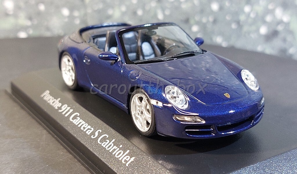 Maxichamps 1:43 - Porsche 911 Carrera S cabriolet blauw max046