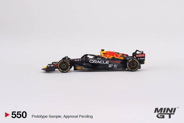 Mini GT 1/64 - Red bull racing RB18 #1 MGT158
