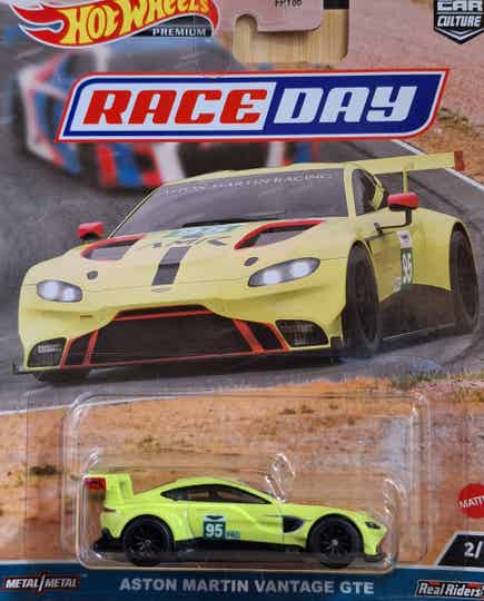 Hotwheels Race Day Aston Martin Vantage GTE
