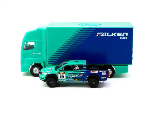 Tarmac Works Ixo 1/64 - Toyota Hilux AXCR 2017 with Truck Packaging Tar069