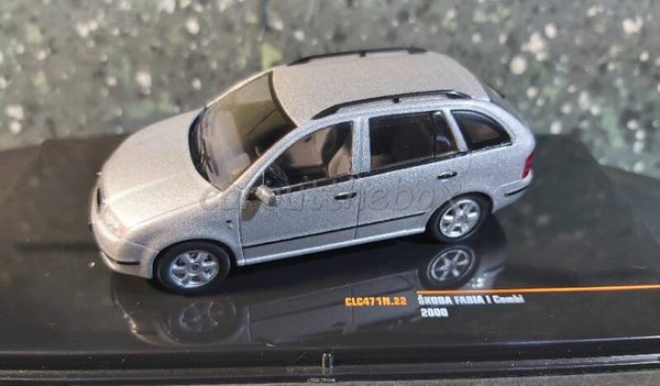 Ixo auto 1:43 - Skoda Fabia I combi 2000 grijs V889