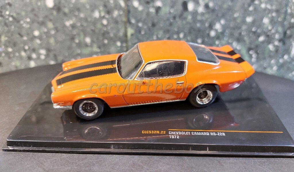 Ixo auto 1:43 - Chevrolet Camaro RS z28 1972 oranje V988