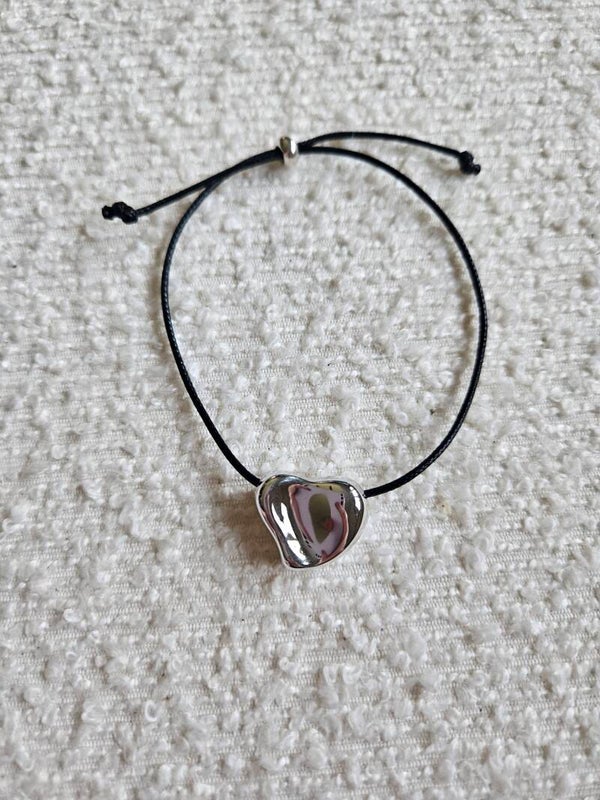 Armband is verstelbaar