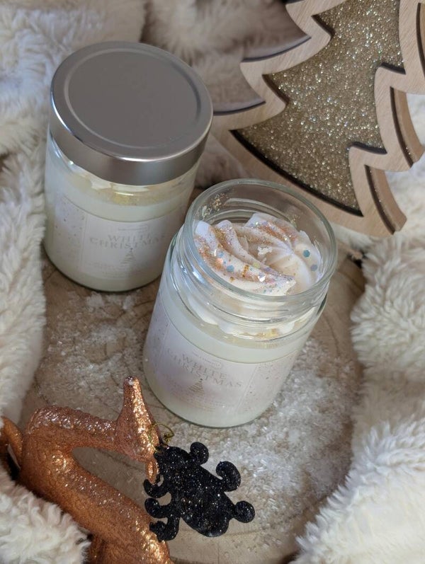 Chandelle White Christmas