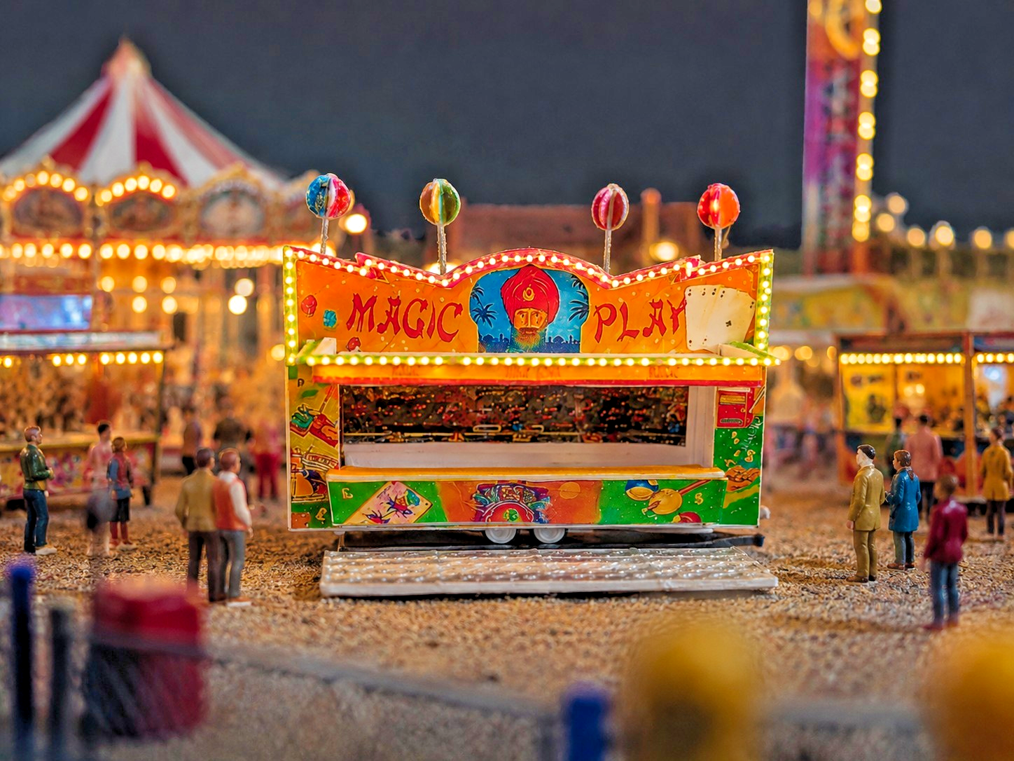 H0-Bausatz „Magic Play“ – Dosenwerfen!