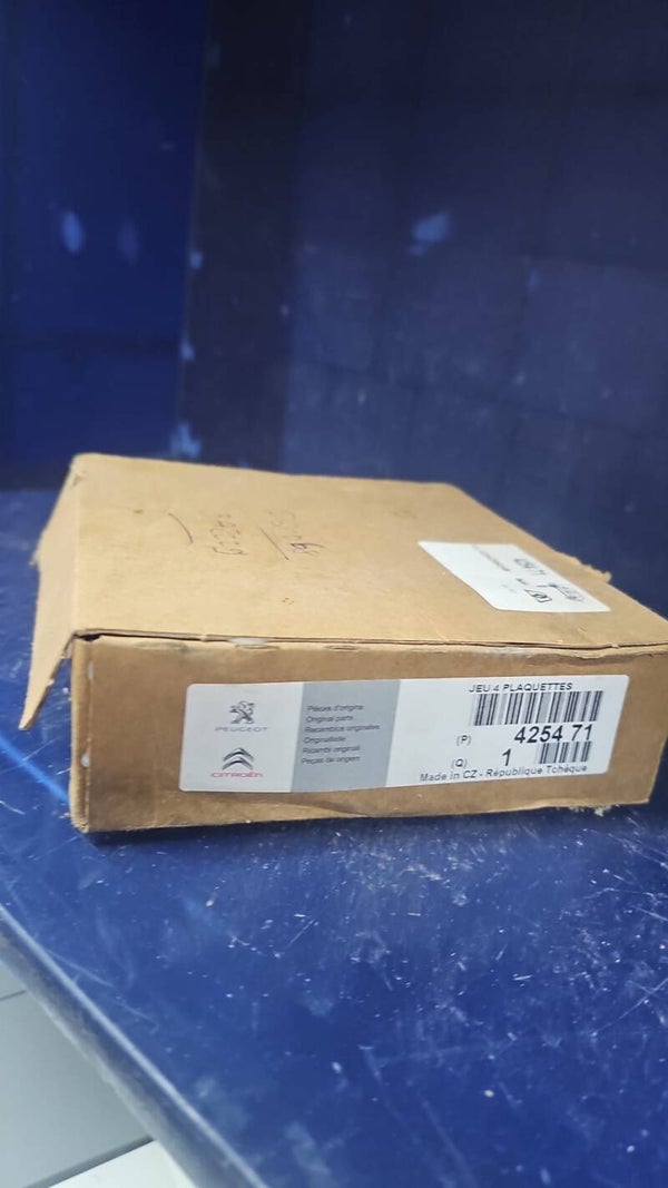CITROEN BREMSBELAGSATZ 425471