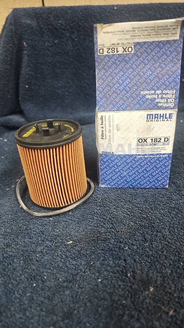 Mahle Filter OX 153 D2 // OE-Nummern (19) GENERAL MOTORS:	09192426 21018826 90536362 9118851 9192426 GMC:	09192426 90536362 9192426 OPEL:	0650308 09192426 5650316 56550316 650308 90536362 905363662 9192426 SATURN:	21018826 VAUXHALL:	90536362 9192426