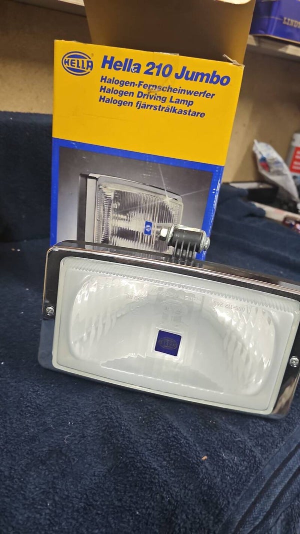 Halogen Fernscheinwerfer  Hella JUMBO // 002 537-001
