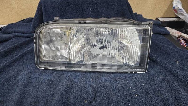 Halogen Scheinwerfer  MERCEDES // 941 820 51 61 A 941 820 51 61