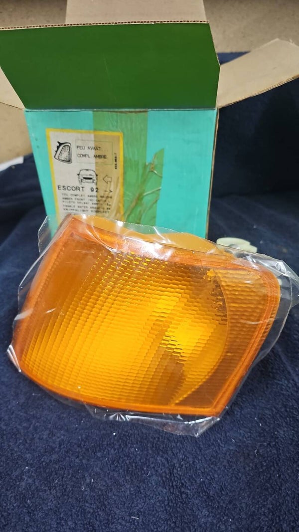 Blinker Links FORD:	1017117 6181330