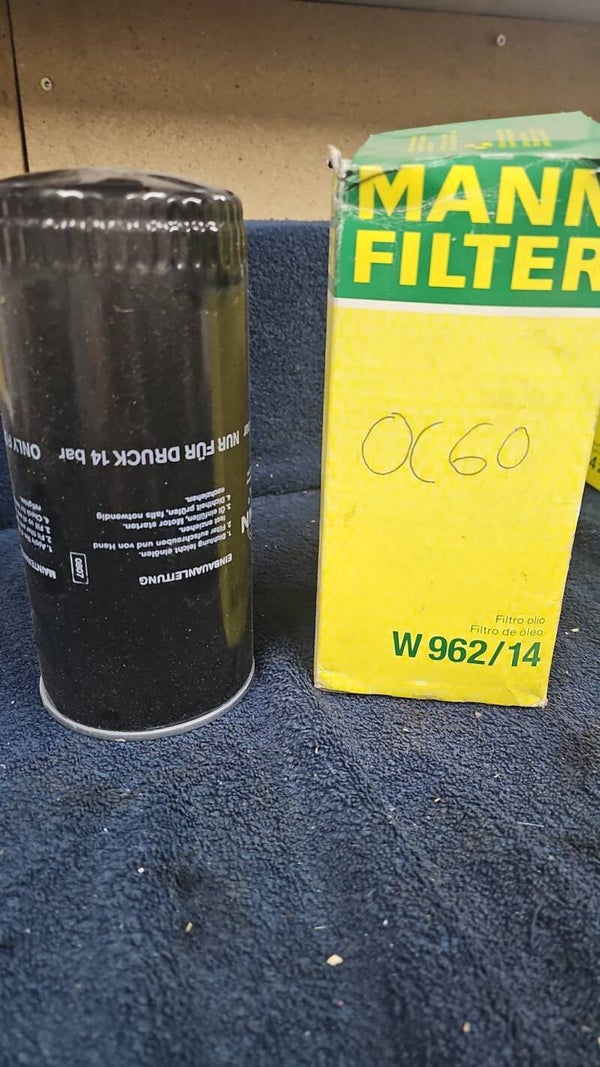 Ölfilter CHTC AUTO:	024 184 FLOTTMANN WERKE:	0480.4700.0 0482.2100.0 INGERSOLL-RAND:	F 4006 51042 STEINBOCK:	024 184 STEYR MOTORS:	2179817-0 2179817-0 AEI02 SULLAIR:	00681 04355 4057120 4355 486610
